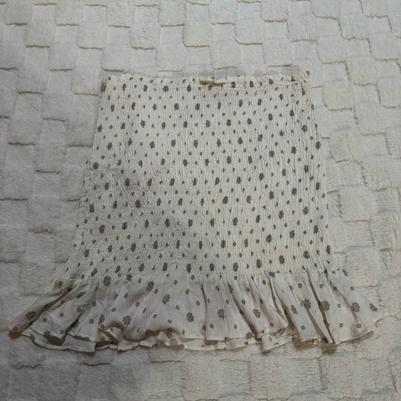 Papermoon Cream and Gray Mandala Smocked Ruffle Mini Skirt, Women’s Large NWT - Picture 2 of 4